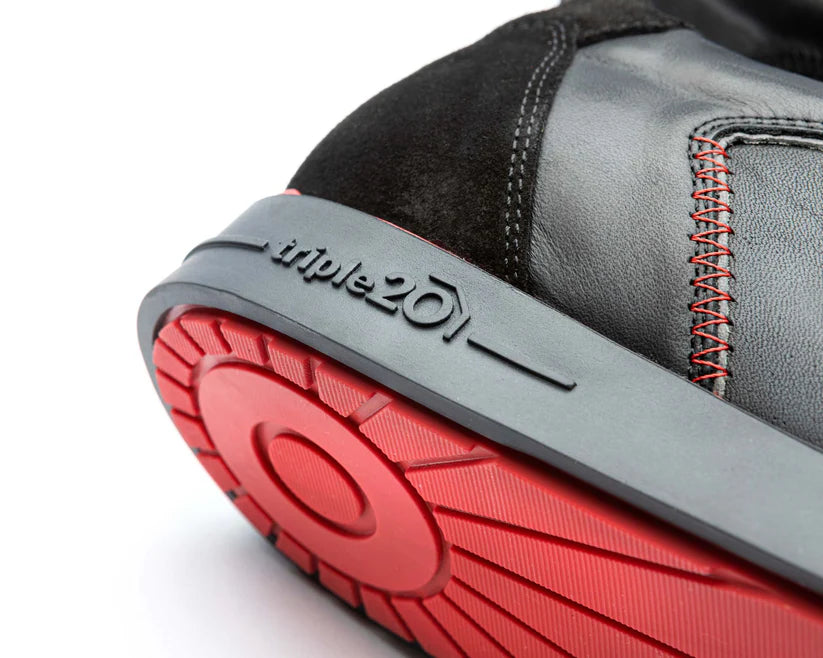 BLACK/RED FULL LEATHER DARTS SHOE