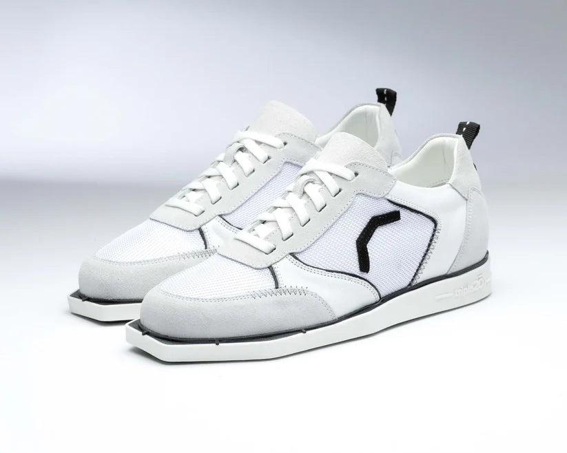 WHITE/BLACK LEATHER/MESH DARTS SHOE